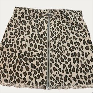 NWT ee:some Leopard Print Skirt